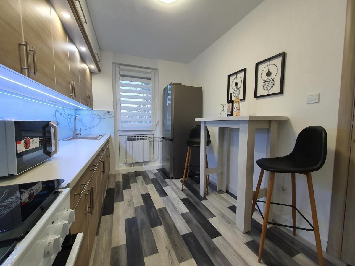 Apartment Pallaton Nasice エクステリア 写真